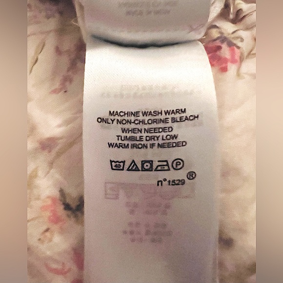 NWOT - Polo by Ralph Lauren Cropped Off-Shoulder Top - Sold Out in Canada & US. - Picture 6 of 6